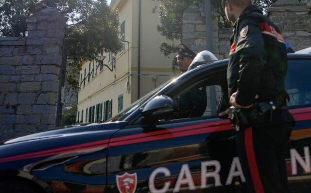 Vezzano Ligure: ritrovato il cadavere di un uomo, indagini in corso Vezzano Ligure: ritrovato il cadavere di un uomo, indagini in corso