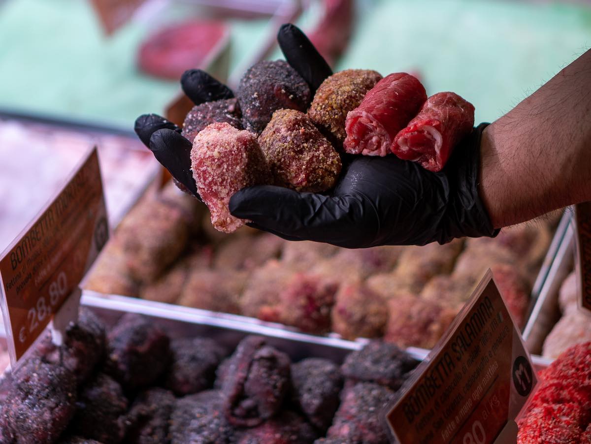 Il Mannarino arriva a Genova con la prima macelleria con cucina