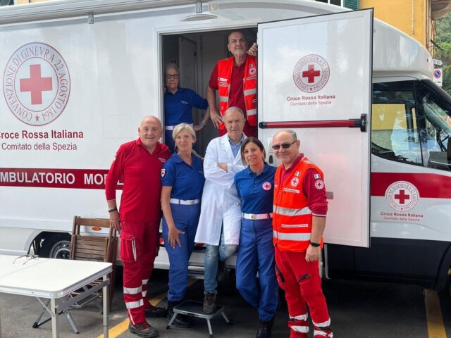 La Spezia, visite mediche gratuite in Piazza Brin, ritorna l'ambulatorio mobile della Croce Rossa La Spezia, visite mediche gratuite in Piazza Brin, ritorna l'ambulatorio mobile della Croce Rossa