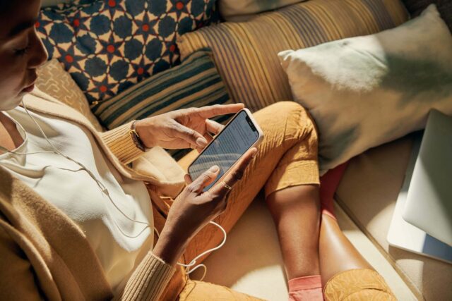 Consigli di sicurezza per prenotare vacanze online