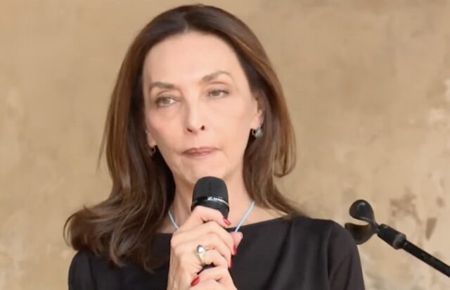 Maria Rosaria Omaggio: addio all'icona del cinema e del teatro italiano Maria Rosaria Omaggio: addio all'icona del cinema e del teatro italiano