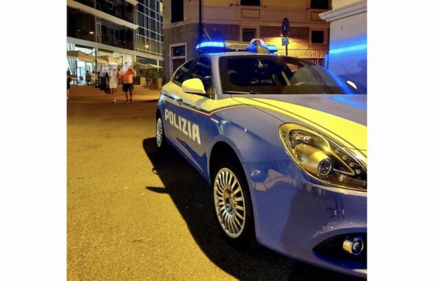 Savona, rapina con coltello sul lungomare: arrestato Savona, rapina con coltello sul lungomare: arrestato