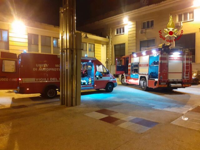 Incendio alla stazione di Principe: fiamme spente da VVF