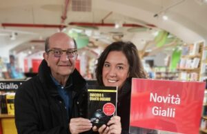 A Marinella di Sarzana noir sotto l’ombrellone A Marinella di Sarzana noir sotto l'ombrellone