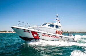 Santo Stefano al Mare, barca a vela soccorsa dalla Guardia Costiera Allerta arancione in Liguria: affonda barca da diporto a Chiavari, comandante salvo