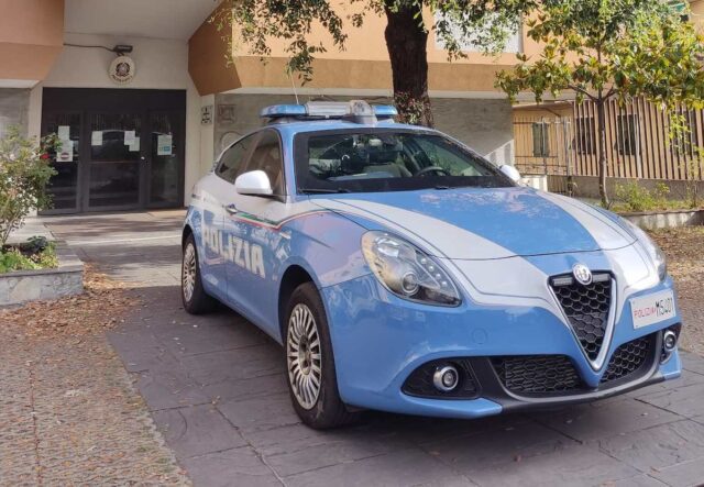 Rapallo, sorpresi con due coltelli in tasca: denunciati