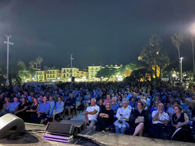 Grande successo per l'edizione di Incontri ravvicinati con i cantautori Grande successo per l'edizione di Incontri ravvicinati con i cantautori