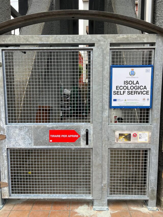 Recco, è attiva la nuova postazione meccanizzata per i rifiuti, dedicata alle utenze non domestiche Recco, è attiva la nuova postazione meccanizzata per i rifiuti, dedicata alle utenze non domestiche