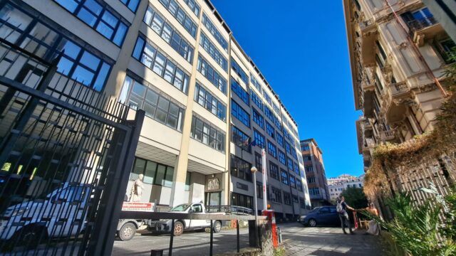 Manutenzione e adeguamento normativo per il Liceo Klee Barabino di viale Sauli Manutenzione e adeguamento normativo per il Liceo Klee Barabino di viale Saulia