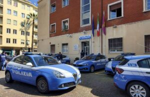 La Polizia blocca sei passeur a Ventimiglia: scoperto traffico di migranti Ventimiglia, arrestato tunisino con armi e metanfetamine: sequestrati droga e spray urticante