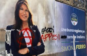 Campagna d’odio di sinistra contro FdI: fasci appesi e manifesti strappati