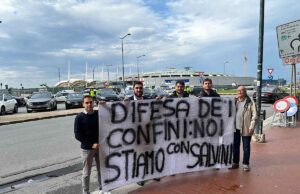 Difesa confini non è reato, gazebo a Genova e in Liguria a sostegno di Salvini Lega Giovani Liguria: Richiesta carcere vergognosa