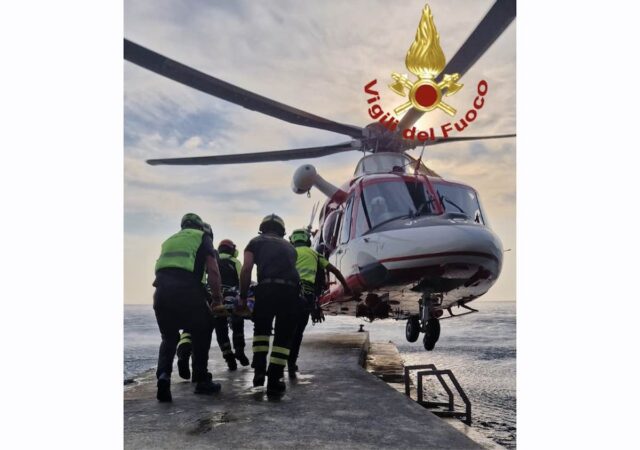 Gli interventi del reparto volo dei VVF di Genova Gli interventi del reparto volo dei VVF di Genova