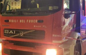 Ventimiglia: incendio notturno a bordo di uno yacht Sampierdarena, incendio in un appartamento: donna intossicata