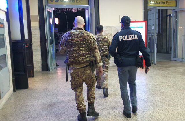 La sera del 1° gennaio, durante i consueti controlli nella stazione ferroviaria di Brignole, la Polizia Ferroviaria ha arrestato un cittadino La sera del 1° gennaio, durante i consueti controlli nella stazione ferroviaria di Brignole, la Polizia Ferroviaria ha arrestato un cittadino