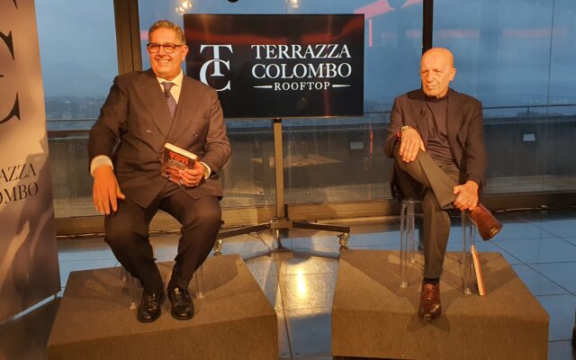 Confesso: ho governato, il libro di Giovanni Toti presentato da Sallusti Confesso: ho governato, il libro di Giovanni Toti presentato da Sallusti