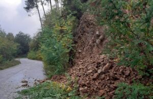 Spezia, maltempo e strade chiuse per frane e altre necessità Spezia maltempo e strade chiuse per frane ed altre necessità