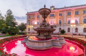 Per tutto ottobre “Alassio in rosa per Alessia” Per tutto ottobre "Alassio in rosa per Alessia"