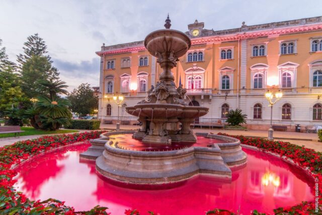 Per tutto ottobre "Alassio in rosa per Alessia" Per tutto ottobre "Alassio in rosa per Alessia"