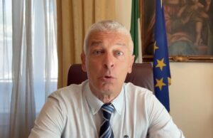 Bucci malato come Jole Santelli, bufera su Morra. Da sciacallaggio a cretinaggine