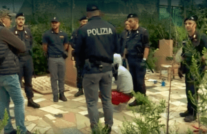 Accoltellamenti fra migranti, blitz a Ventimiglia: campo abusivo sgomberato