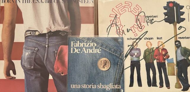 Genova Jeans Week: inaugurazione della mostra Jeans in copertina in viadelcampo29rosso Genova Jeans Week: inaugurazione della mostra Jeans in copertina in viadelcampo29rosso