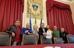 Firmato il protocollo d’intesa della Rete di Destinazione Alassio Firmato ieri il Protocollo d’intesa della “Rete di Destinazione Alassio” tra gli attori locali coinvolti nelle attività turistiche (RDA)