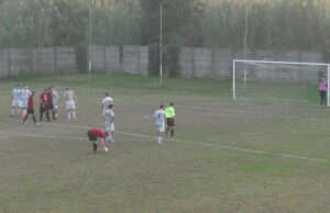 Calcio, Ceparana solo in testa