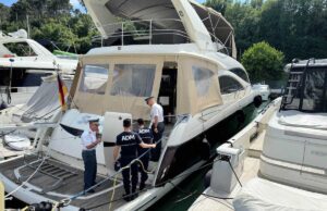 Dogane e GdF, sequestro yacht alla Spezia: contrabbando e evasione IVA Dogane e GdF, sequestro yacht alla Spezia: contrabbando e evasione IVA