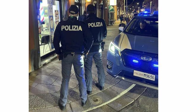 Controlli amministrativi a tappeto nel Centro Storico, a Sampierdarena e Certosa Controlli amministrativi a tappeto nel Centro Storico, a Sampierdarena e Certosa