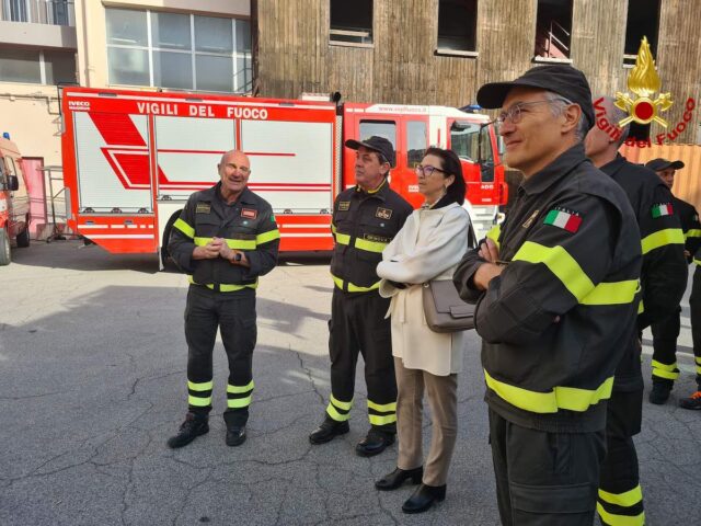 prefetto visita comando vvf genova 3 Il Prefetto di Genova in visita al Comando dei Vigili del Fuoco