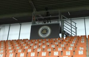 Spezia Calcio batte il Pisa: il parroco suona le campane a festa Spezia Calcio batte il Pisa: il parroco suona le campane a festa