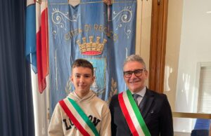 Recco, eletto il nuovo sindaco dei ragazzi Cristiano Capurro, 13 anni, studente della classe 3C è il nuovo sindaco dei ragazzi