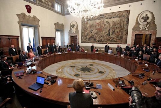 Decreto Ucraina approvato dal Governo: proroga degli aiuti militari, tutele per i profughi e nuove misure per i giornalisti Decreto Ucraina approvato dal Governo: proroga degli aiuti militari, tutele per i profughi e nuove misure per i giornalisti