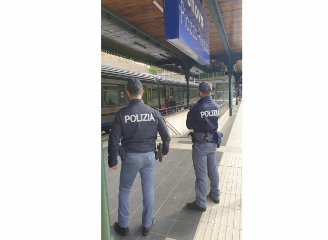 Deve espiare pena di tredici mesi: arrestato nella stazione di Principe Deve espiare pena di tredici mesi: arrestato nella stazione di Principe