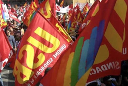 Sciopero 28 novembre 2025 a Genova: cortei, manifestanti e la partecipazione di Greta Thunberg Sciopero 28 novembre 2025 a Genova: cortei, manifestanti e la partecipazione di Greta Thunberg