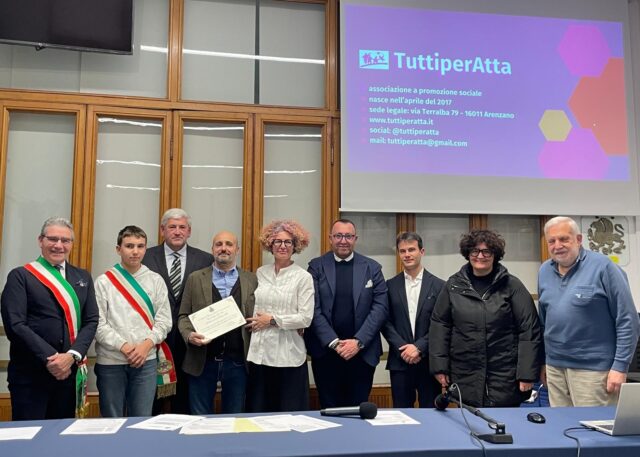 Recco, premio Recco Città della Vita al gruppo Tutti per Atta Recco, premio Recco Città della Vita al gruppo Tutti per Atta