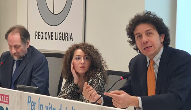Fine vita: Liguria tra le regioni più attive nella raccolta firme Fine vita: Liguria tra le regioni più attive nella raccolta firme