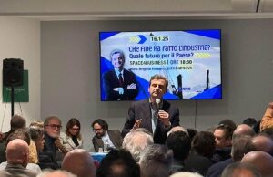 Carlo Calenda a Genova: incontro sull’industria con 150 partecipanti Carlo Calenda a Genova: incontro sull’industria con 150 partecipanti