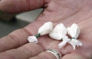 Scoperta base di spaccio al Cep di Genova, arrestati un uomo e una donna Scoperta base di spaccio al Cep di Genova, arrestati un uomo e una donna