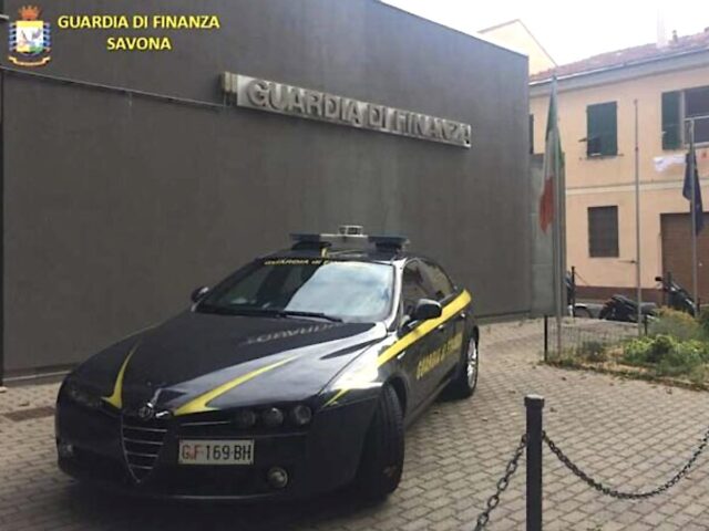 Albenga, scoperto centro estetico con lavoro nero: maxi multa da 160mila euro Albenga, scoperto centro estetico con lavoro nero: maxi multa da 160mila euro