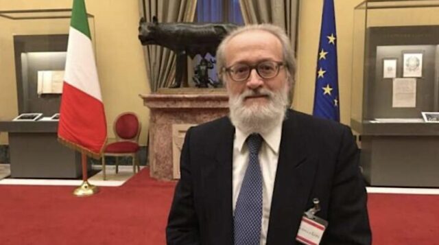 A Liguria Live si parla del diritto alla morte con Paolo Becchi A Liguria Live si parla del diritto alla morte con Paolo Becchi