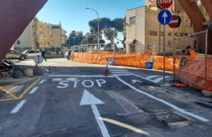 Recco, nuova segnaletica stradale in via Massone e via Marconi Recco, nuova segnaletica stradale in via Massone e via Marconi