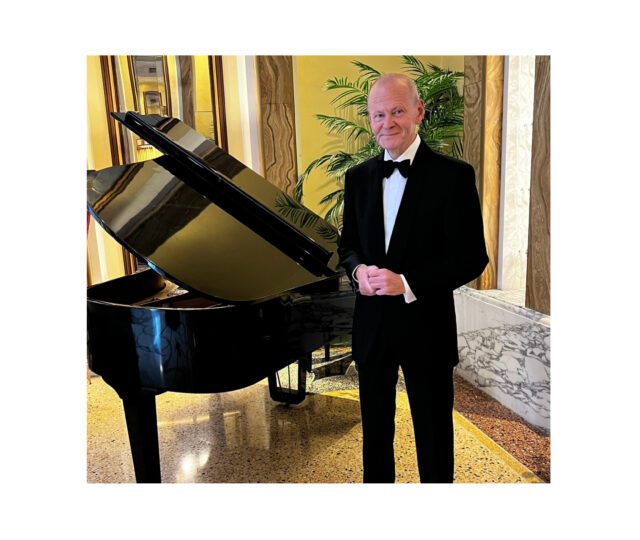 Rinat Kurmashev-Pianista