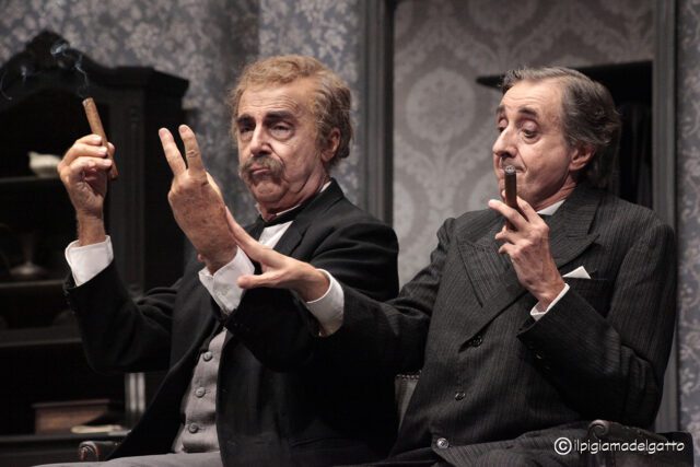 Tullio Solenghi torna a “trasformarsi” in Gilberto Govi per dare vita ad un altro gioiello della commedia genovese Pignasecca e Pignaverde Tullio Solenghi torna a “trasformarsi” in Gilberto Govi per dare vita ad un altro gioiello della commedia genovese Pignasecca e Pignaverde