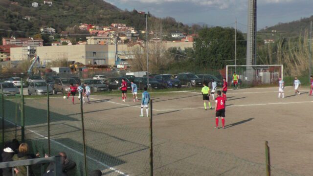 Calcio - Ceparana sempre "leader" Calcio - Ceparana sempre "leader"
