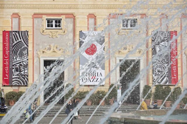 la storia in piazza