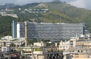 Genova, 51enne arrestato per furti ai pazienti ricoverati al San Martino san martino generica