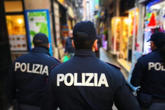 Polizia e Forze dell’Ordine intensificano controlli sulla movida del Centro Storico Polizia e Forze dell’Ordine intensificano controlli sulla movida del Centro Storico