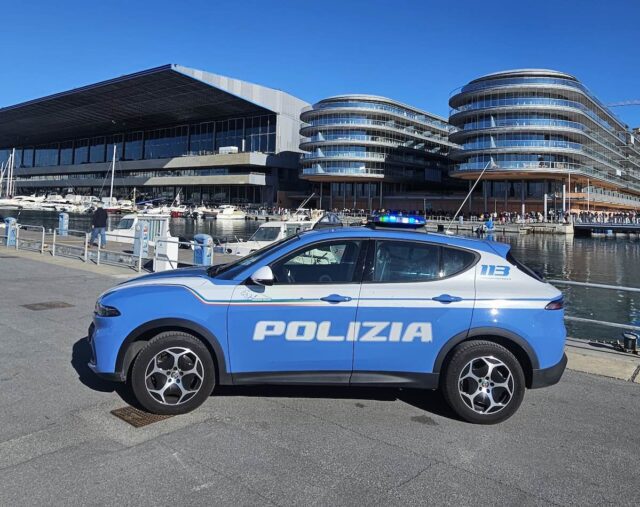 Truffe e minacce al Megacon di Genova: 5 denunciati, due arresti per estorsione Truffe e minacce al Megacon di Genova: 5 denunciati, due arresti per estorsione